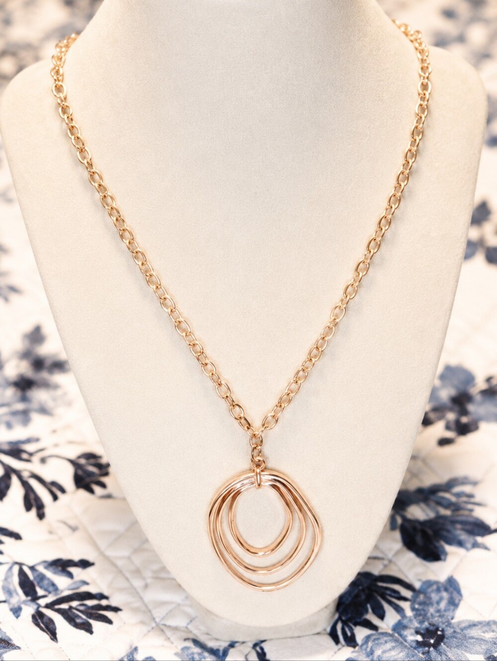 🕯 Gold Tone Layered Oval Pendant Necklace Long Modern Minimalist Boho